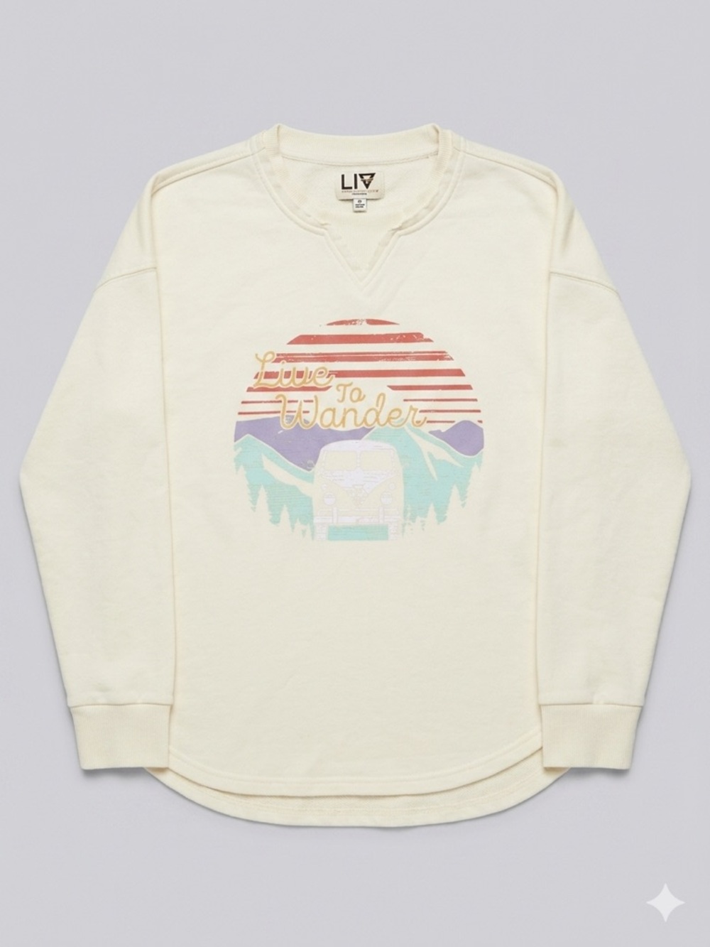 Live to Wander Cream Long Sleeve Tee Size M Liv life integrity earth